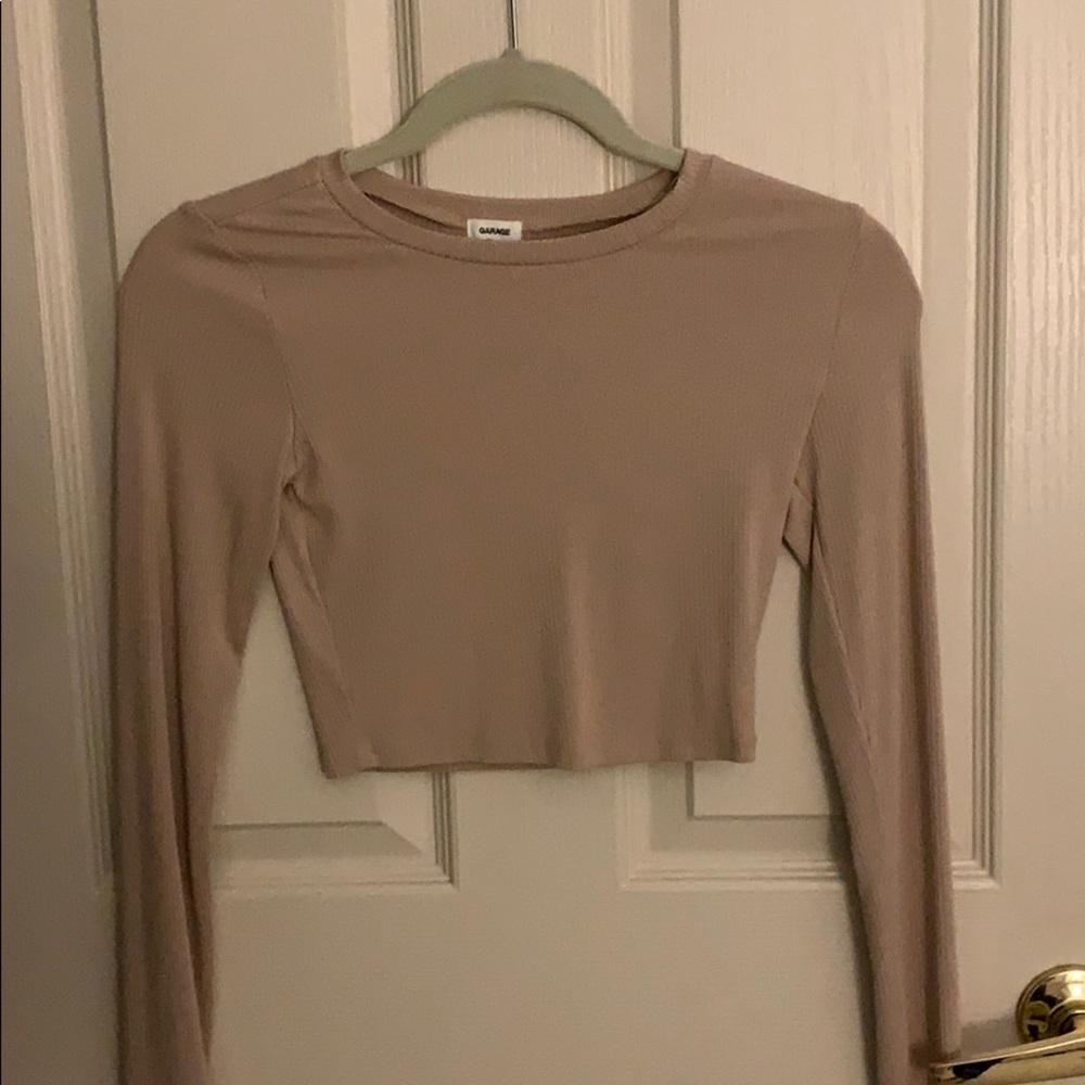long sleeved tight crop top